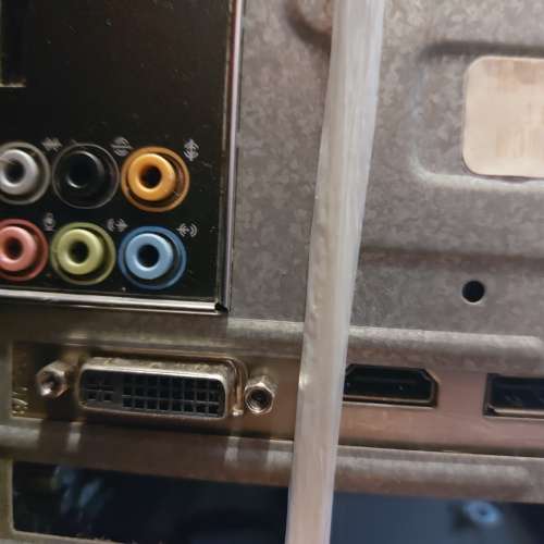 DELL XPS 8700 Intel&reg; Core&trade; i5 獨立顯示卡內置WIFI 藍牙 電腦一部