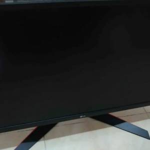 壞白畫面的LG 27寸電競mon. 27gk750f