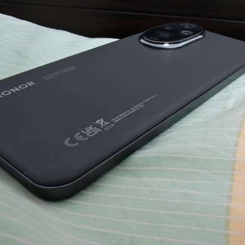 Honor 200 12+256GB 99% new 行，有保