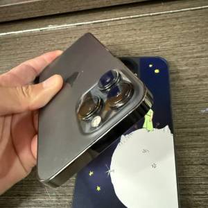 iPhone 13pro 256gb,港行雙卡極新，剛換新電，電池健康度100，滿血復活，再戰3年冇...