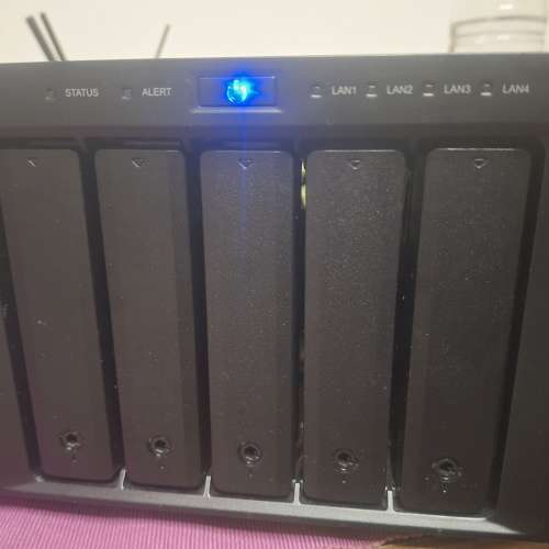 Synology 1513+