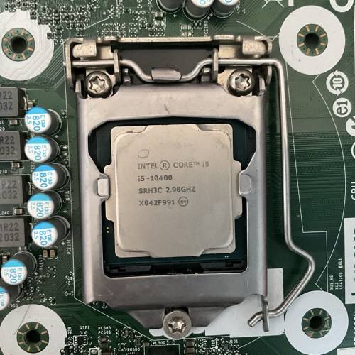 Intel i5-10400F處理器