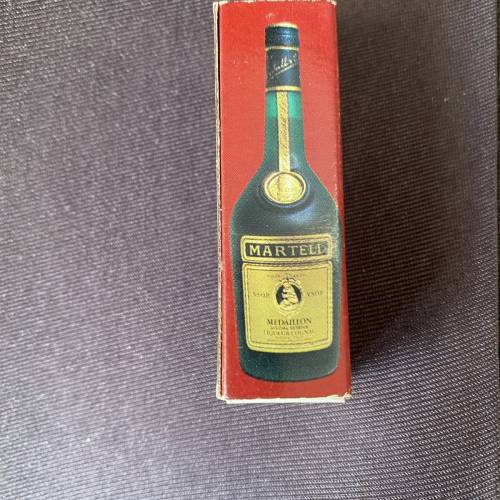 Martell Medaillon V.S.O.P. Cognac 火柴盒