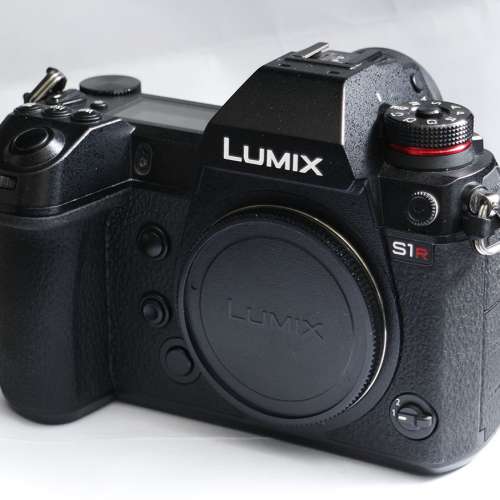 Panasonic Lumix DC-S1R body