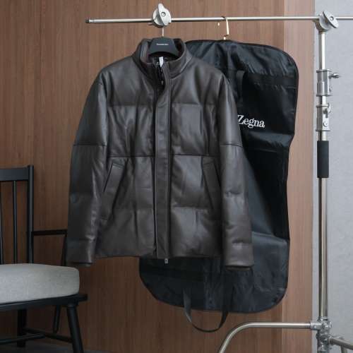 全新Ermenegildo Zegna小牛皮羽絨