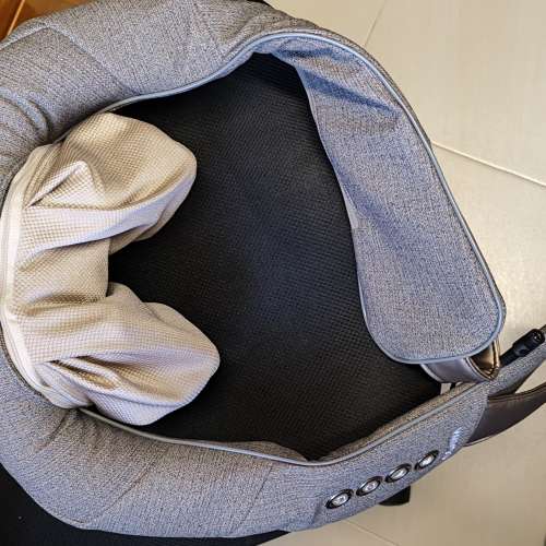 OGAWA 肩頸按摩器