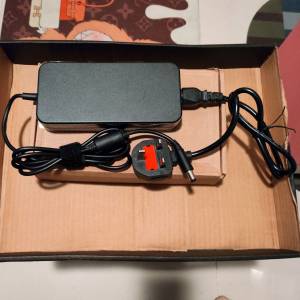 99%勁新原裝mryc PC-1950670A 19.5V 6.7A手提電腦充電器 全套有盒