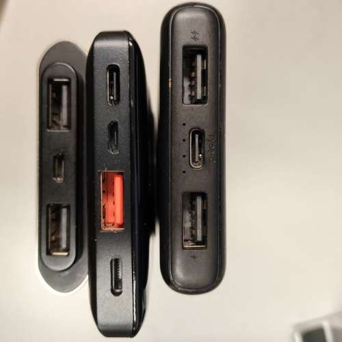 AMG無線x 1 ,外置充電器 x2   尿袋