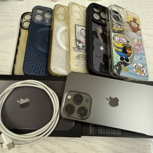 (香港行貨) iPhone 13 pro 128GB 極新幾乎無花 全原裝有盒有原裝線 送一堆機套 石墨...