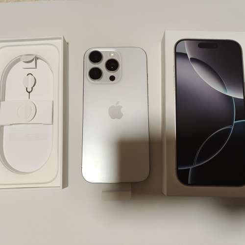 完美無花,行貨白色iphone 16 pro 512gb 雙卡雙待 dual open line, 全套有盒usb