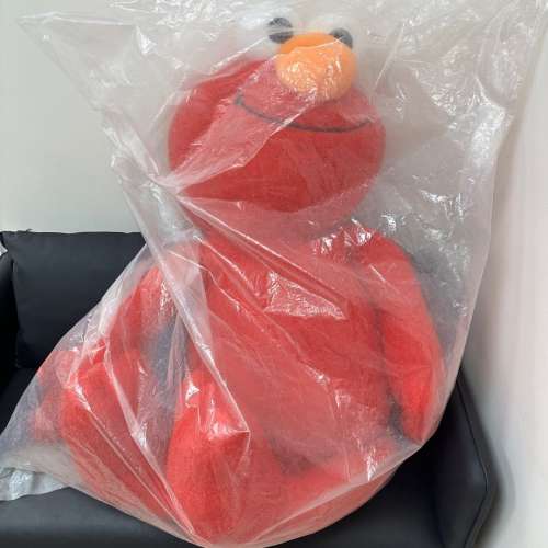 100% NEW - Sesame Street 巨型 Elmo 毛公仔 - KAWS & 芝麻街