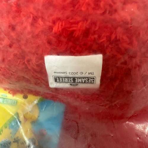 100% NEW - Sesame Street 巨型 Elmo 毛公仔 - KAWS & 芝麻街