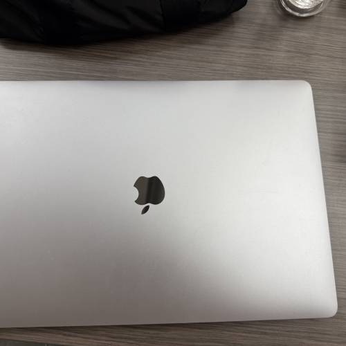 MacBook Pro 16寸 2019