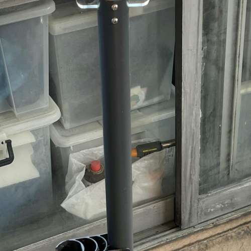 Dyson吸塵器座地式收納架 + 充電底座 HK$50.00 實物如圖