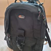 Lowepro mini Trekker AW 相機背包