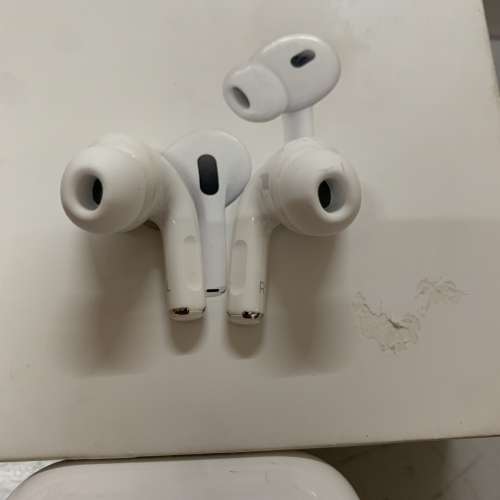 99%New Apple AirPods Pro 2 MagSafe Case (USB-C) MTJV3, Apple care+ 31-7-2027