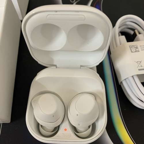 99%New Samsung Galaxy Buds FE R400 Earbuds White