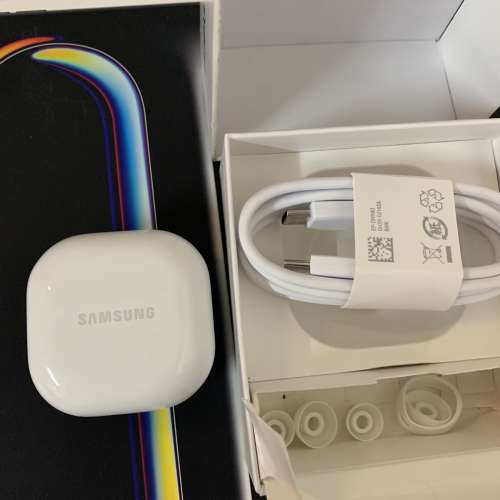 99%New Samsung Galaxy Buds FE R400 Earbuds White