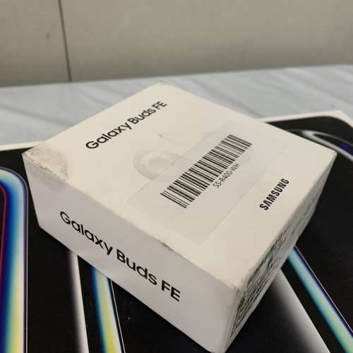 99%New Samsung Galaxy Buds FE R400 Earbuds White