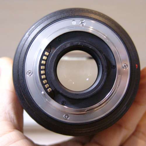 Olympus Zuiko Digital ED 12-60mm F2.8-4 SWD f1.8  大4/3