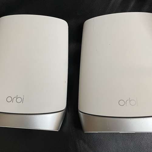 Orbi (RBR750&RBS750) 三頻 AX4200 Mesh WiFi 6 無線系統 (2件裝, 1主機 + 1分機)