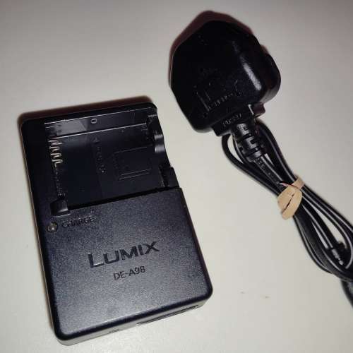Panasonic原廠DE-A98充電器