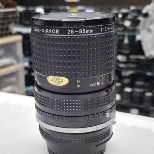 NIKON ZOOM-NIKKOR 28-85MM F3.5-4.5 AiS MOUNT