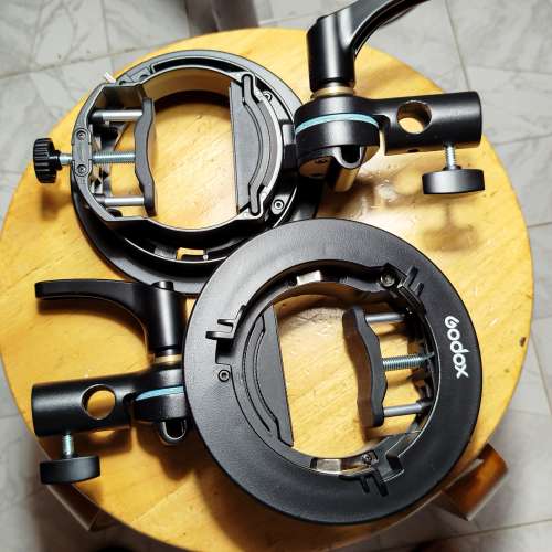 神牛S2閃光燈支架兩個 [保雲mount]