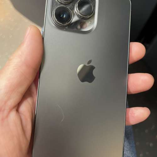 95%新 I Phone 13 pro 黑色iOS 16.3.1（256GB)香港行貨