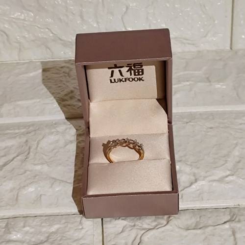 全新行貨LUKFOOK Deaar Q 18K/750金鑽石戒指 有單 有保用
