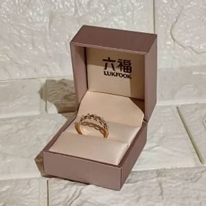 全新行貨LUKFOOK Deaar Q 18K/750金鑽石戒指 有單 有保用
