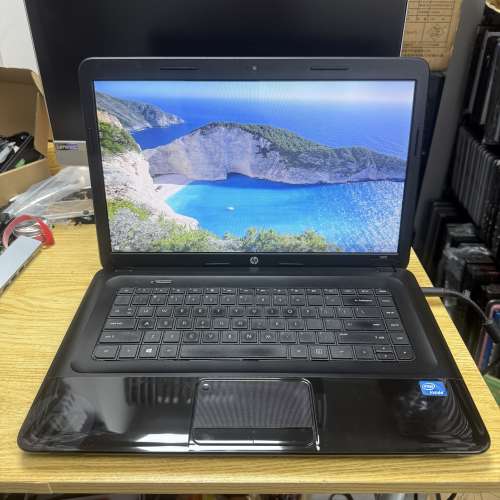 HP 2000 (Intel / 15.6" 高清 / Win 11 / 永久Office / SSD)