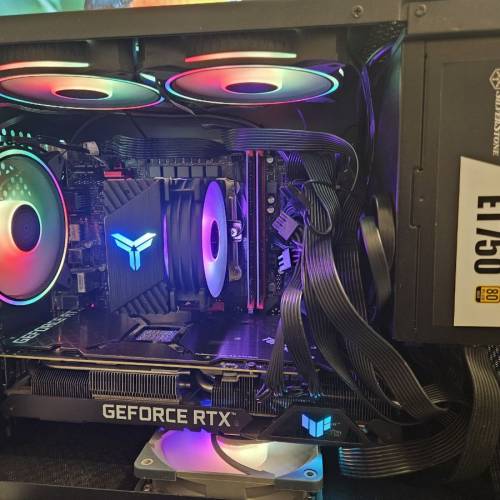 12400f 32gb 3080ti 細matx機箱 同itx機箱有得比