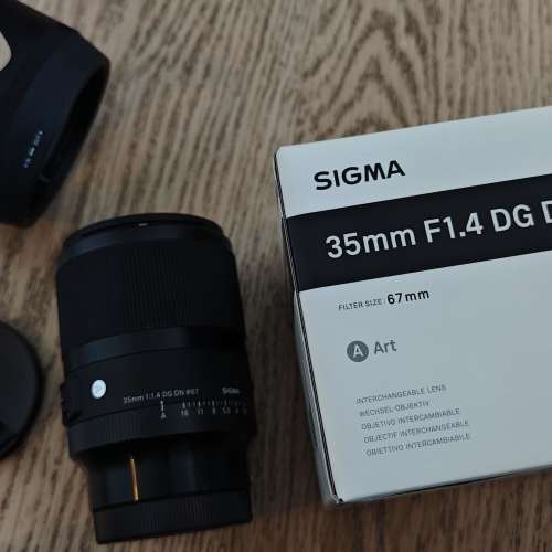 Leica  mount Sigma 35mm f1.4 DG DN