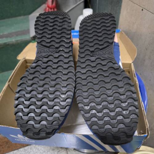 adidas GAZELLE 女裝運動鞋