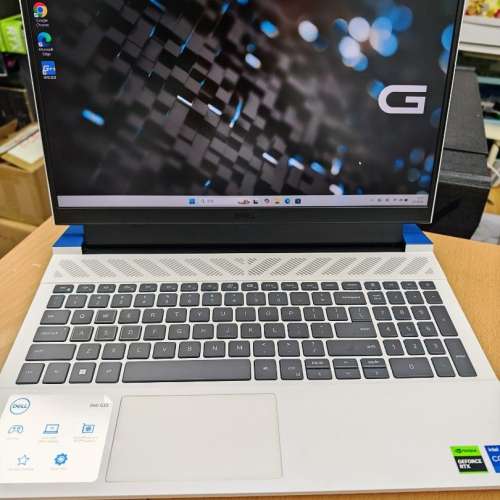 DELL G15 5530 i5 13450HX RTX 4050 Laptop 16GB DDR5 4800MHz 512GB M.2 SSD 15.3...
