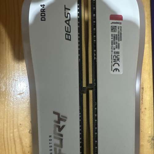 Kingston Technology Fury Beast RGB 特別版 32GB (2x16GB) 3200MT/s CL16 DDR4