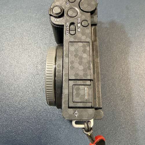 行貨Sony Zve10 淨機唔包鏡頭 6月買仲有1年2個月保養 ZV-E10 zv e10不是 a6100 a63...