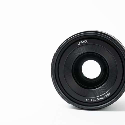 || Panasonic Lumix S 35mm F1.8 - L Mount, Like new with full packing ||