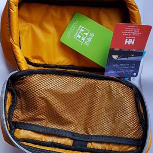 全新 Naturehike 户外防震防水/隔熱收納包 ~ 黃色