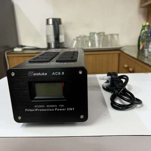 TP 1000 電源濾波器插座（全新）