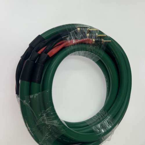 美國 碳纖維鍍金香蕉插頭喇叭線 ( 全新 )