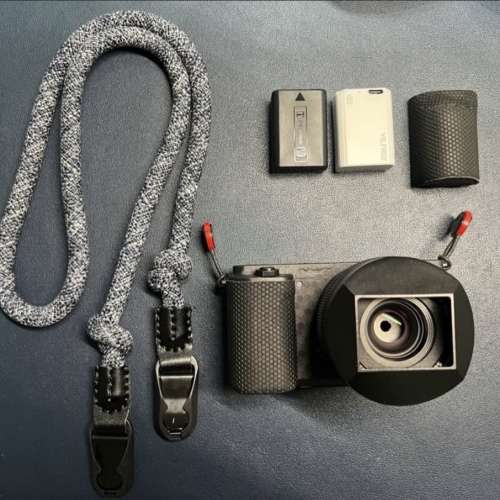 行貨Sony Zve10 淨機唔包鏡頭 6月買仲有1年2個月保養 ZV-E10 zv e10不是 a6100 a63...