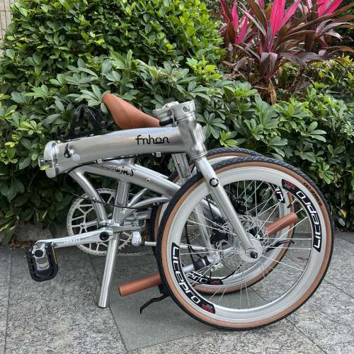 拉絲銀色 全新電變款2025 FNHON PD2018 輪峰電變12速 油剎 20吋 451 平焊鋁合金車架...
