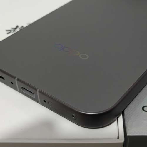 99% 新 Oppo find x9 pro 512gb 鈦色 國行版 全套配件齊