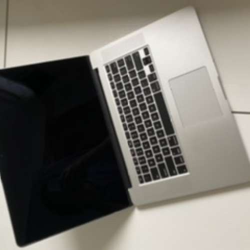 90%新 MacBook Pro A1398 15吋 2015 I7 16gb 蘋果舊機皇