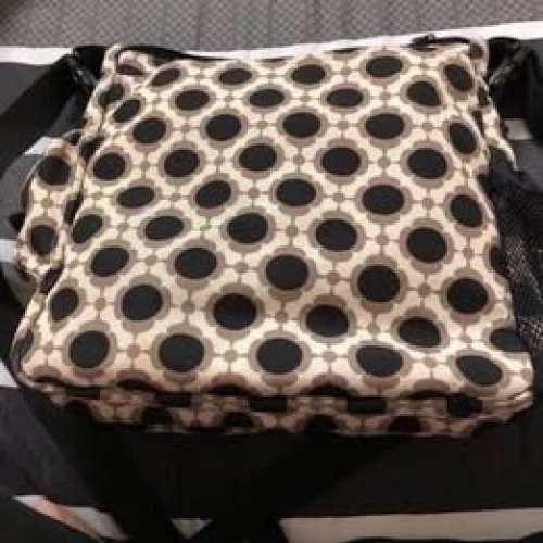 Skip hop diaper bag  尿布袋