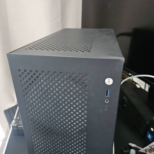 12400f 32gb 3080ti 細matx機箱 同itx機箱有得比