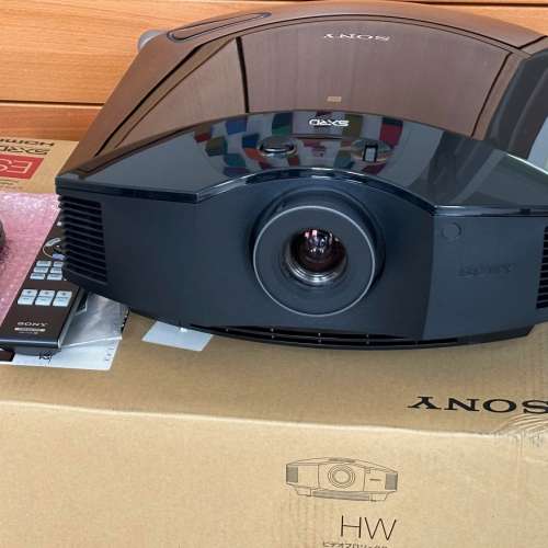 SONY 極新淨高清投影機 (達95%) $2800 可少議