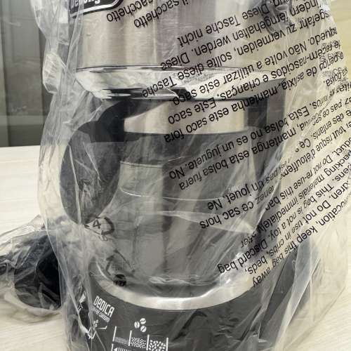 無盒全新DeLonghi Dedica kg521.m 磨豆機